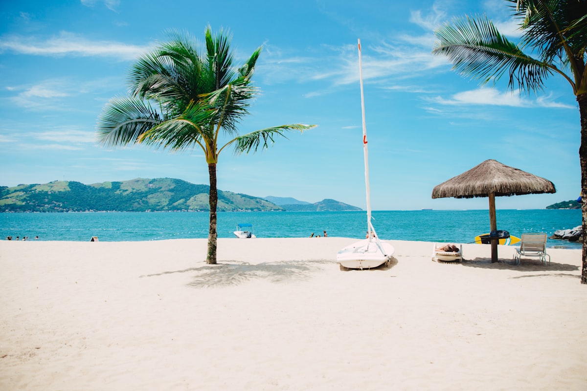 Liwliwa Beach with clear blue waters